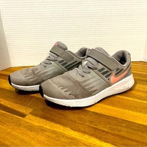 Nike Star Runner Tennis Shoes 921442-002 Gray Pink Size 3 Y